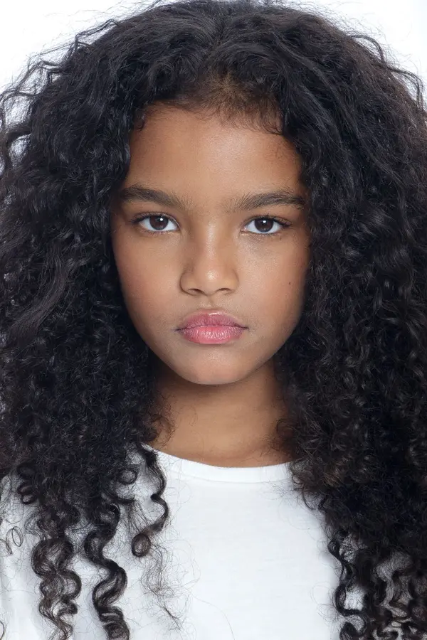 Retrato de talento infantil feminino